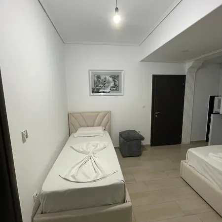 White Villa Sarande Exterior photo